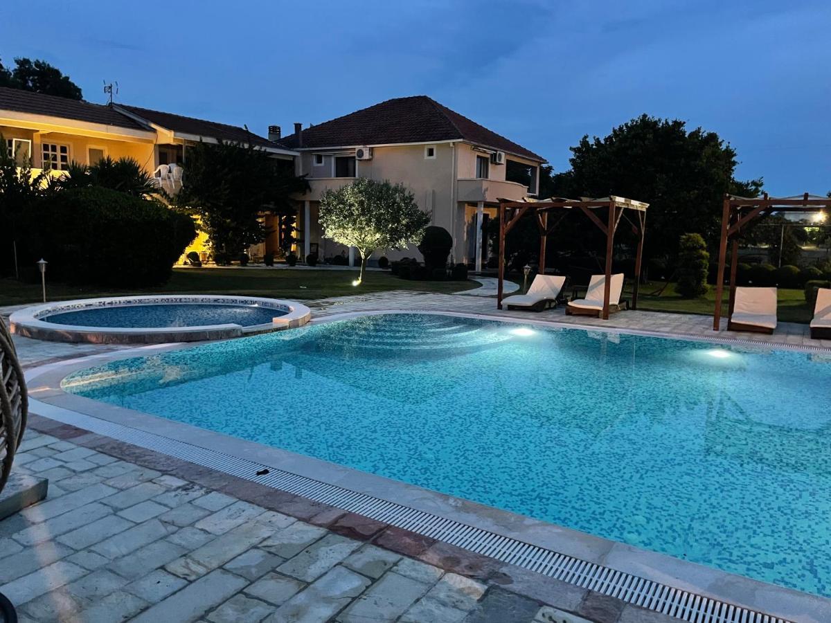 Apartments Ada Bojana Ulcinj Exteriör bild