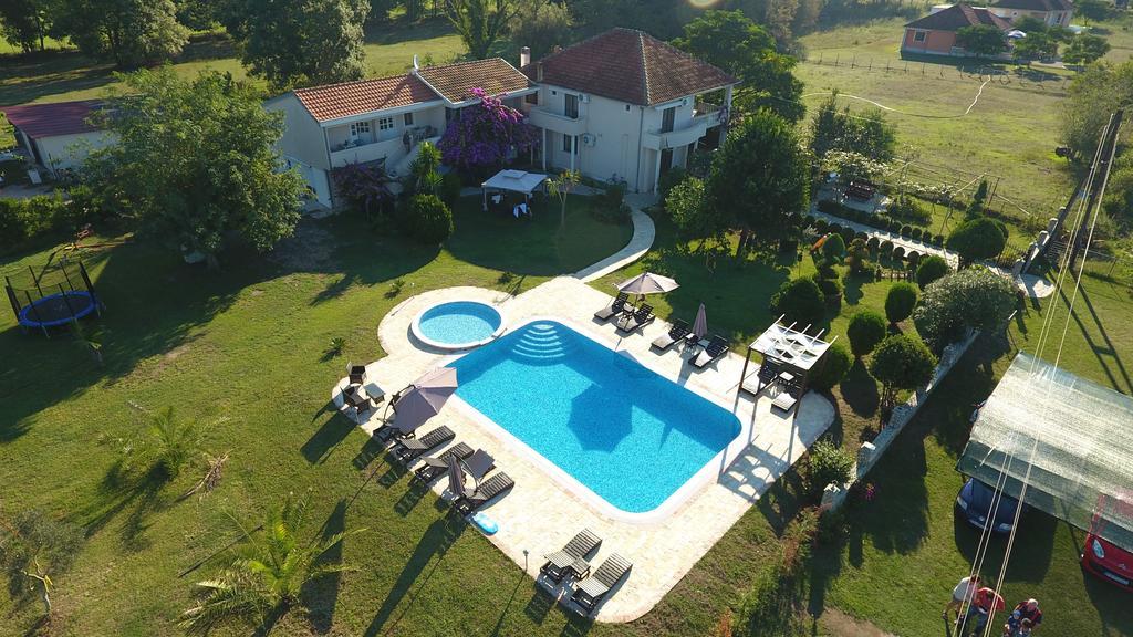 Apartments Ada Bojana Ulcinj Exteriör bild