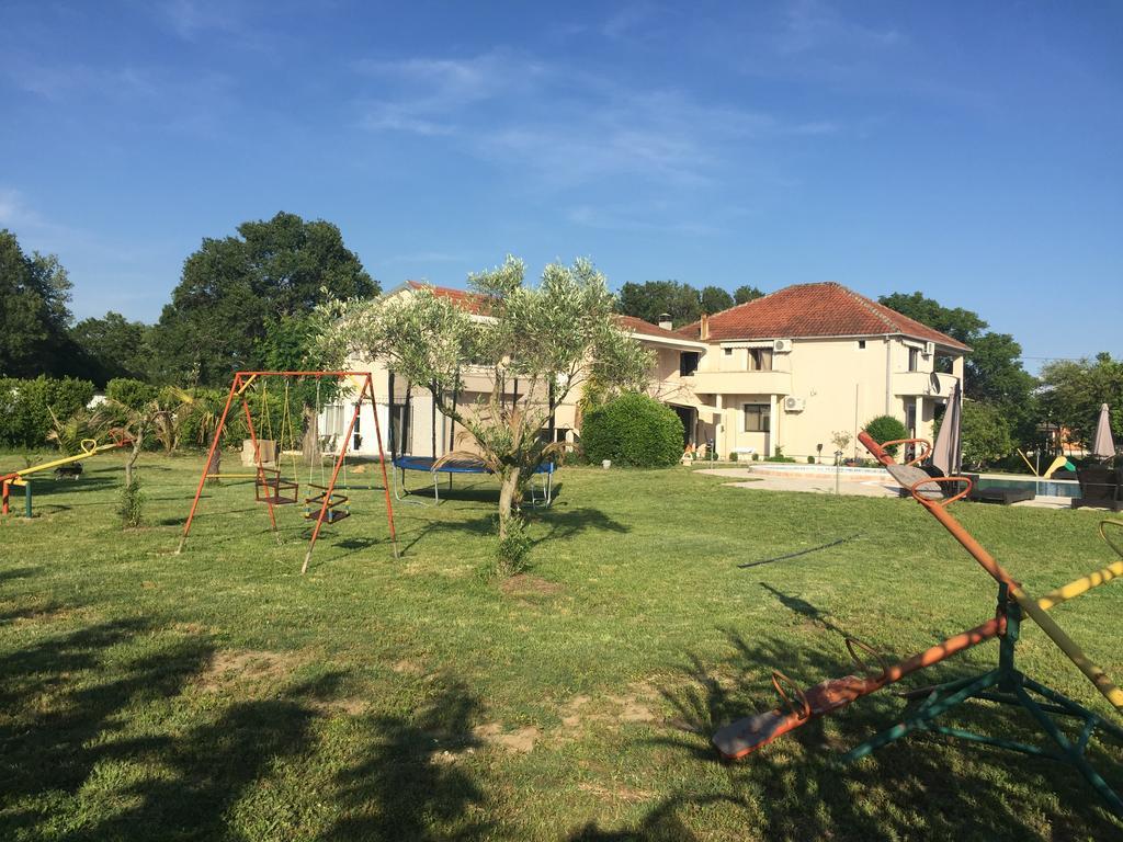 Apartments Ada Bojana Ulcinj Exteriör bild
